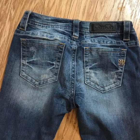 Miss me Boot Cut Jeans - Picture 2 of 3